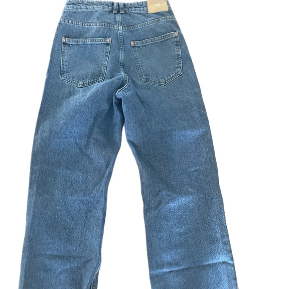 Zara wide leg Jean - Picture 2 of 3